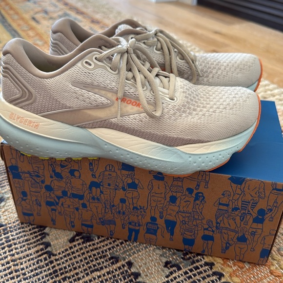 Brooks Glycerin 21 Size 8 - Picture 3 of 6